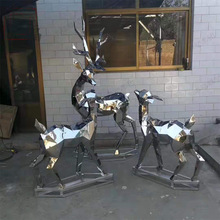 群鹿 雕塑